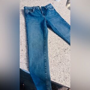 Brand New Zara Light Blue Denim Jeans